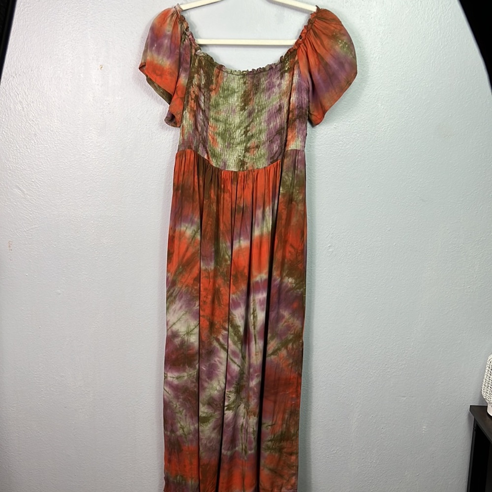 NWT Entro Tie Dye Off the Shoulder Smocked Bodice Boho Dress Large - Picture 6 of 10